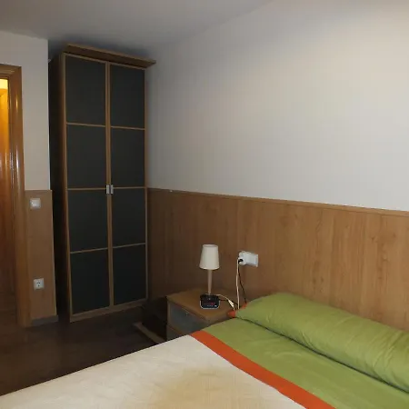 La Llar De Apartment